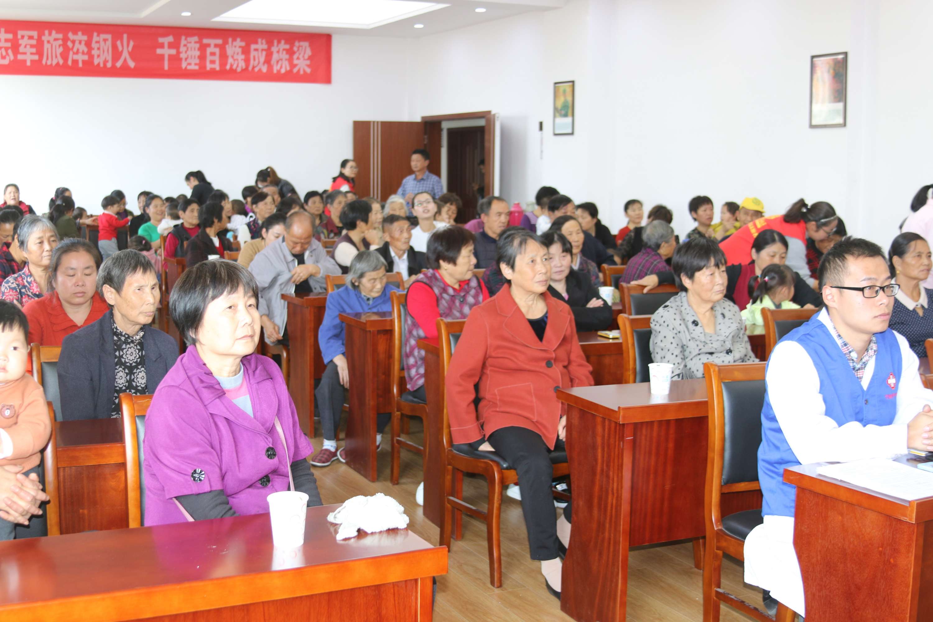 金桂社区举办中老年冬季养生健康知识讲座